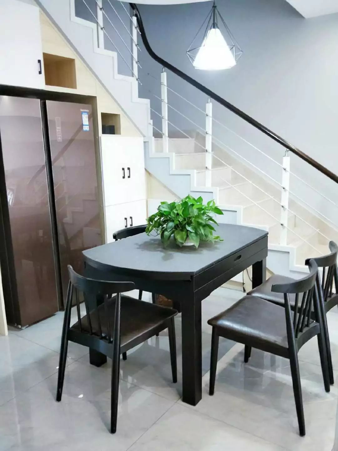 廈門世紀(jì)城玉春苑114㎡現(xiàn)代小復(fù)式，簡約舒適、清爽愜意