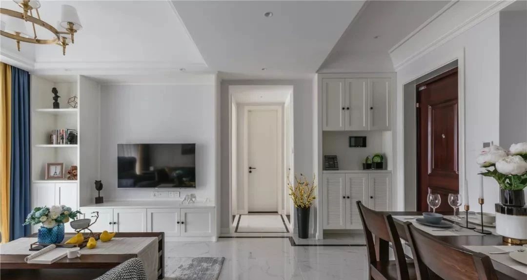 廈門融信海上城101㎡簡美風(fēng)裝修，打造高級感的居室效果